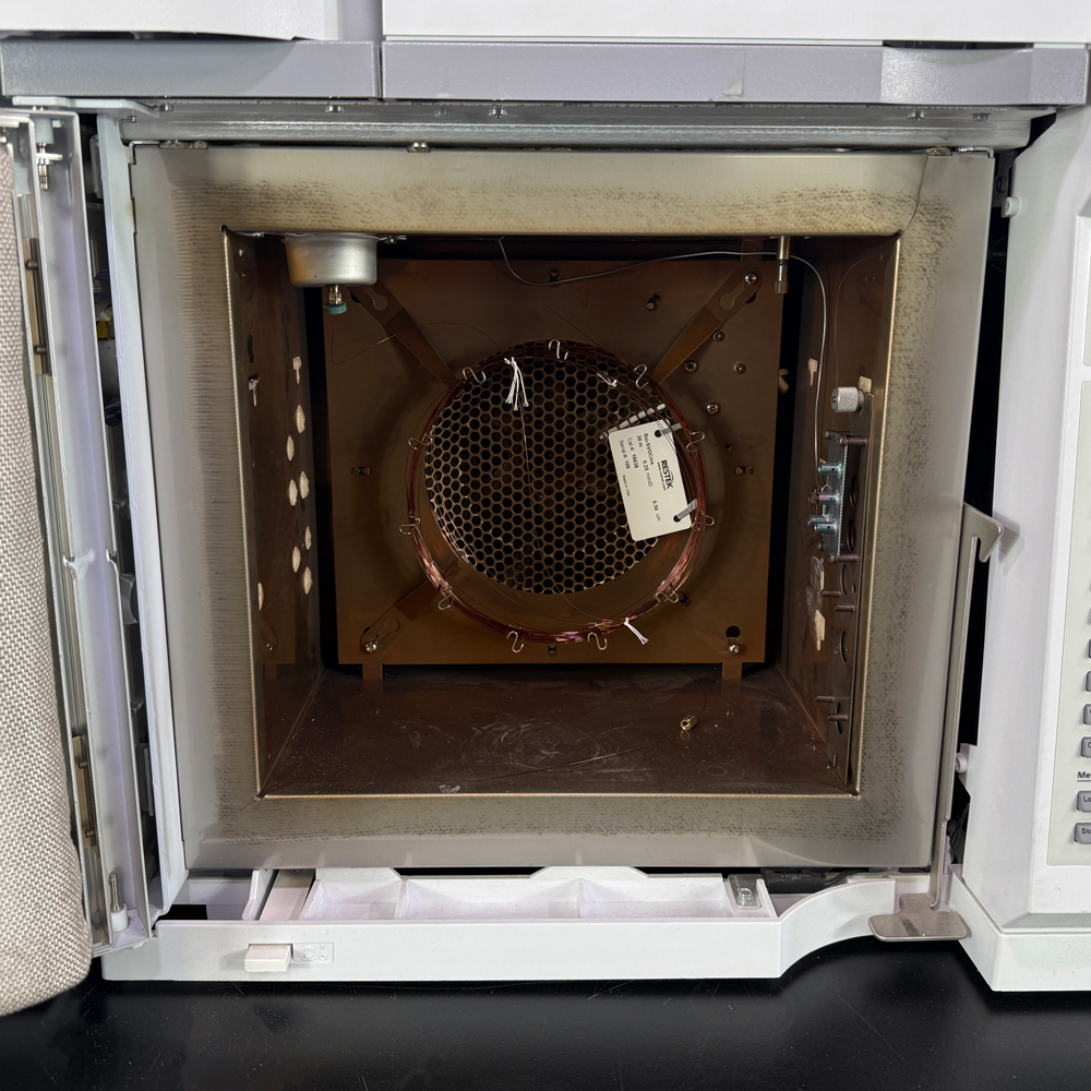 Agilent 6890N Network GC With 5975C VL MSD (G3170A) With Triple Axis ...