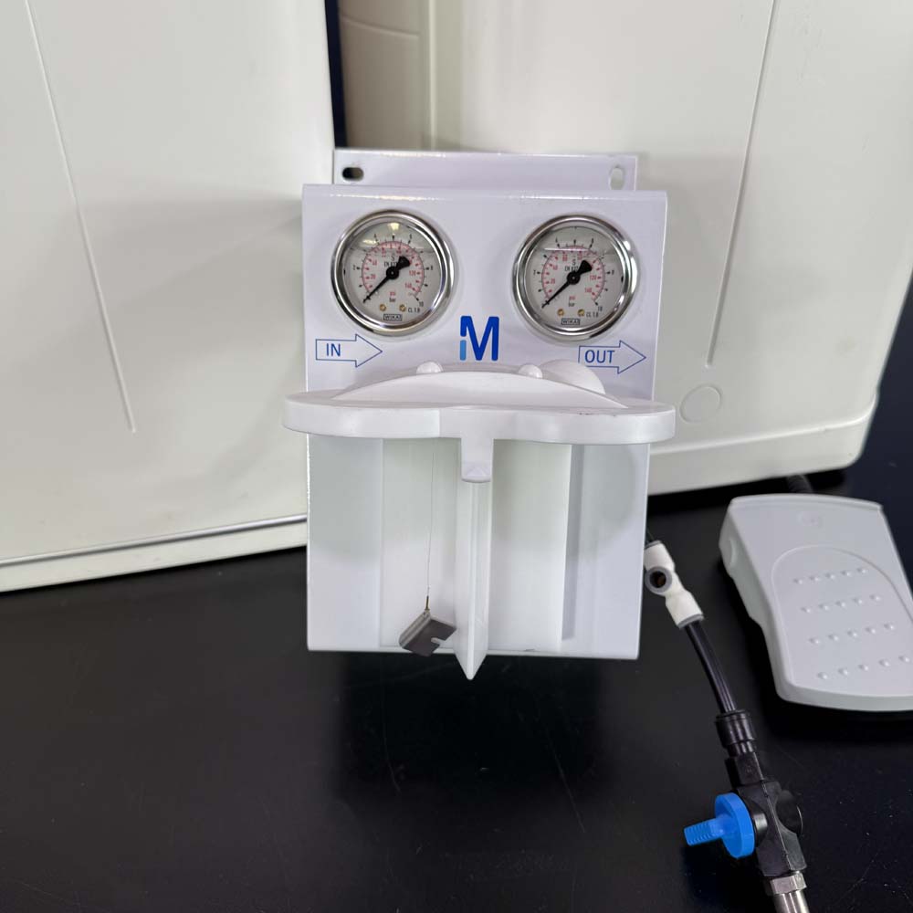 Millipore  Milli-Q IQ 7015 Water Purification System With Q Pod Dispenser And 100L Tank