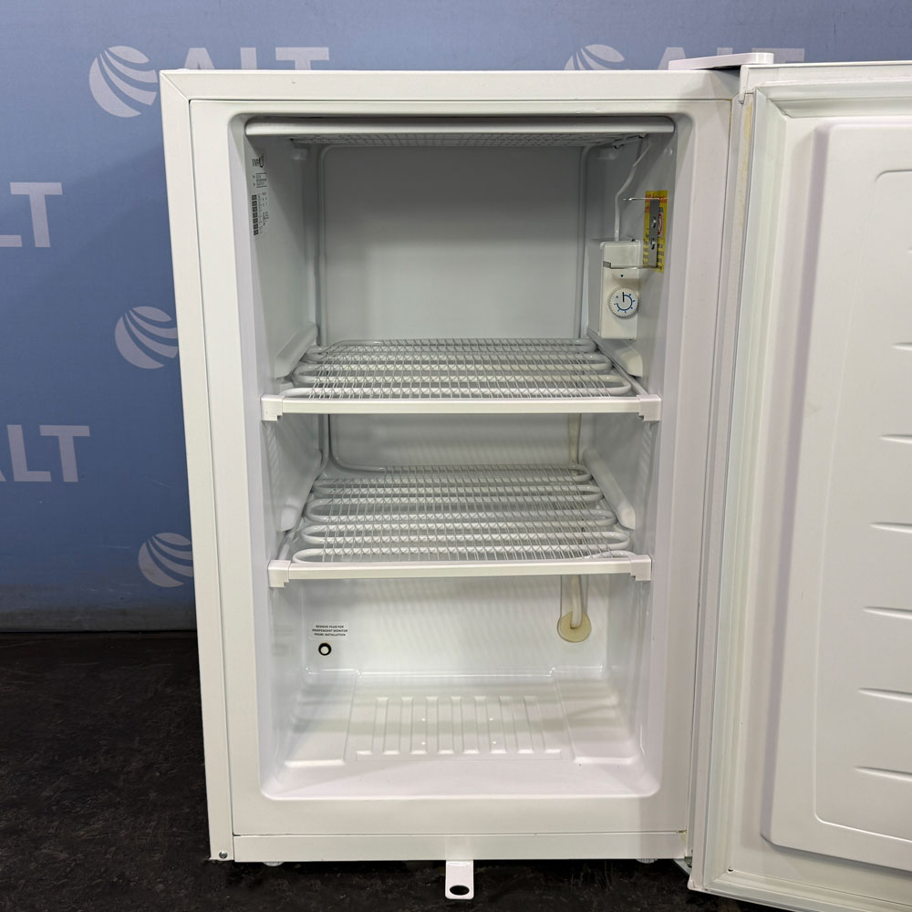 VWR Undercounter Lab Freezer, Model HCUCFS-0420